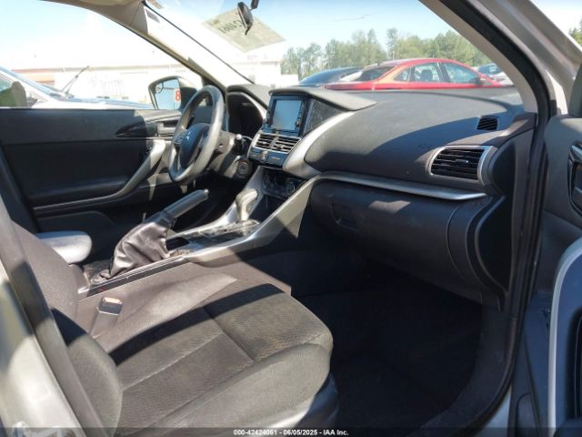 2019 MITSUBISHI ECLIPSE CROSS JA4AS3AA5KZ024391 Photo 4