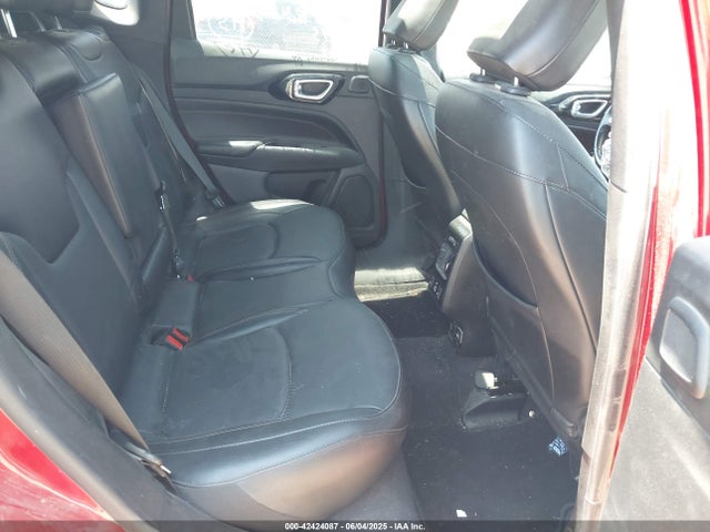3C4NJDCB8NT168390 Jeep Compass