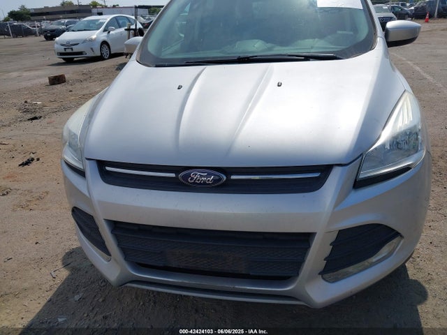 1FMCU0GX7EUB72915 Ford ESCAPE SE