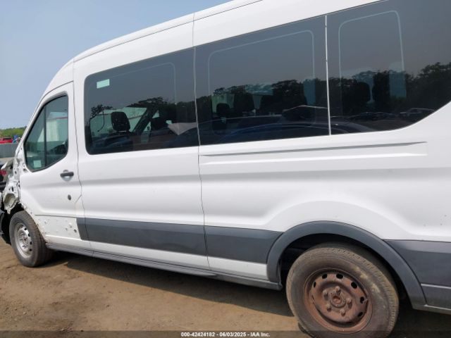1FBAX2CG7FKA10515 Ford Transit-350 Xl