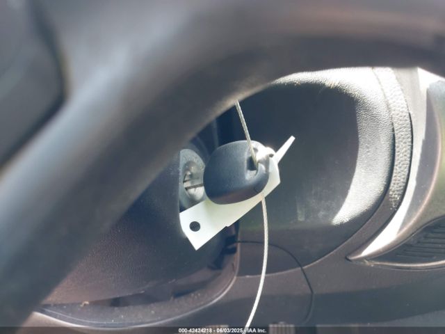 KM8JU3AG1EU795030 Hyundai TUCSON SE