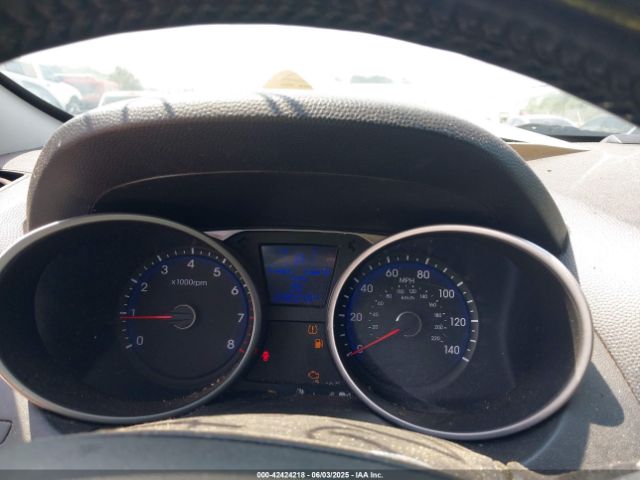 KM8JU3AG1EU795030 Hyundai TUCSON SE