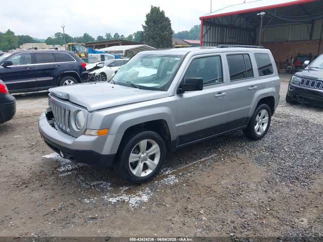1C4NJRFB6HD165619 Jeep 2017