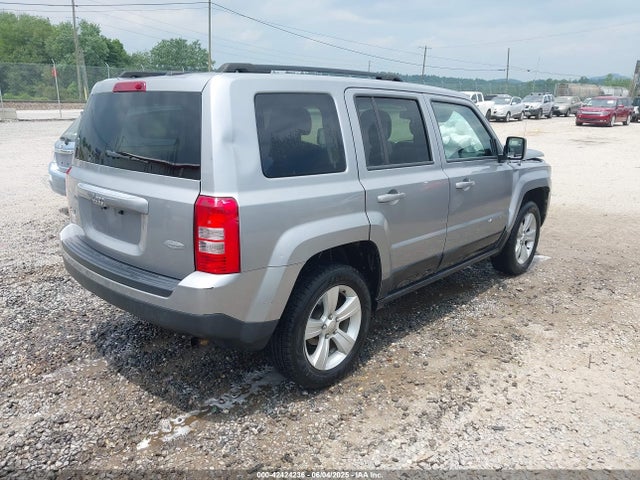 1C4NJRFB6HD165619 Jeep 2017
