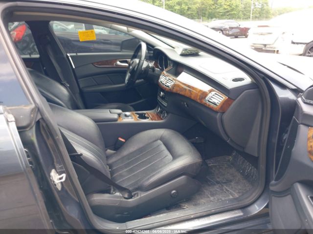 2013 MERCEDES-BENZ CLS 550 WDDLJ9BB5DA065591 Photo 4
