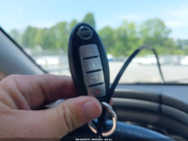 3N1AB7APXEY303838 Nissan SENTRA SV