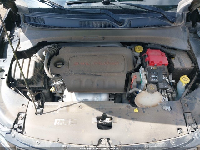 3C4NJCBB8MT592615 Jeep 2021