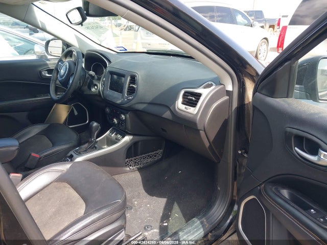 3C4NJCBB8MT592615 Jeep 2021