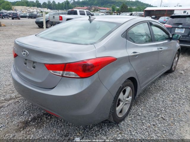 2013 HYUNDAI ELANTRA KMHDH4AE4DU579032 Photo 3