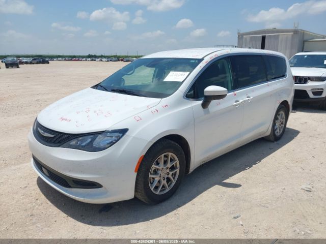 2023 CHRYSLER VOYAGER 2C4RC1CG0PR525704 Photo 1