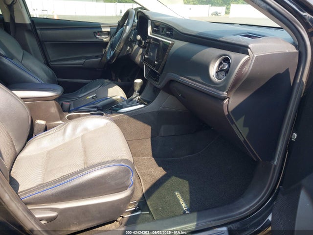 5YFBURHE3KP906802 Toyota COROLLA SE