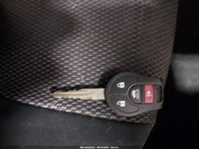 3N1CN7AP8GL823388 Nissan 2016