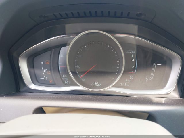 2015 VOLVO XC60 YV4902RK7F2740596 Photo 6