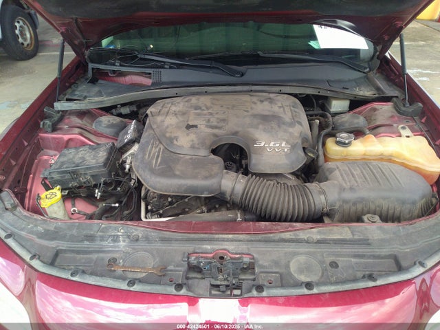 2C3CCAKG0HH637485 Chrysler 300