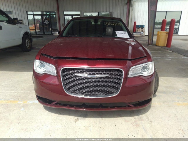 2C3CCAKG0HH637485 Chrysler 300