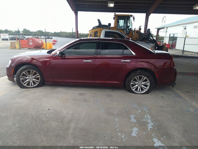 2C3CCAKG0HH637485 Chrysler 300