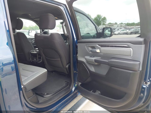 RAM 1500 2023 1C6RRFFGXPN574727 Image 8