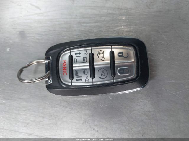2017 CHRYSLER PACIFICA 2C4RC1BGXHR668162 Photo 10