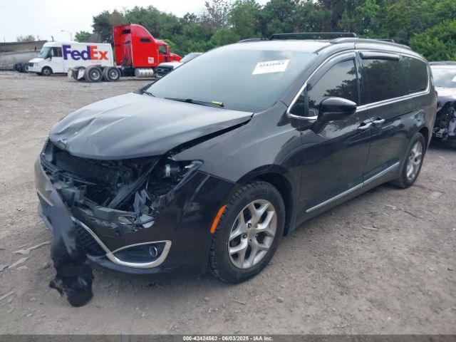 2017 CHRYSLER PACIFICA 2C4RC1BGXHR668162 Photo 1