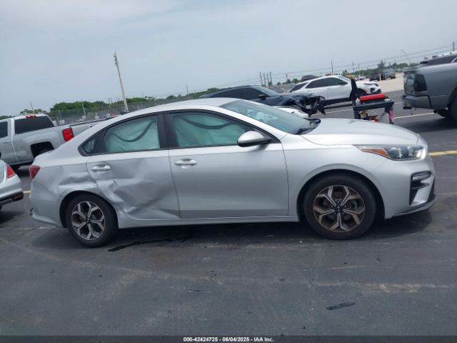 3KPF24AD6KE044933 KIA Forte Lxs