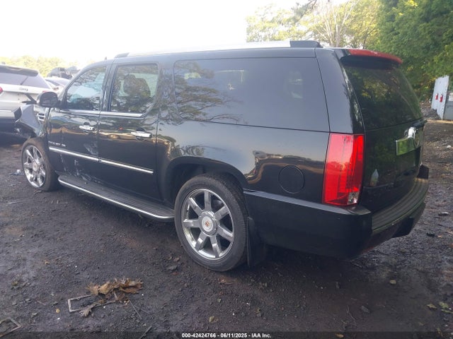 2014 CADILLAC ESCALADE ESV 1GYS4HEFXER156391 Photo 2
