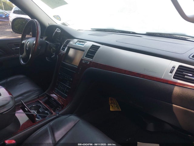 2014 CADILLAC ESCALADE ESV 1GYS4HEFXER156391 Photo 4