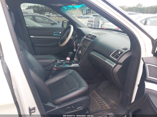 1FM5K8GT7GGA12108 Ford Explorer