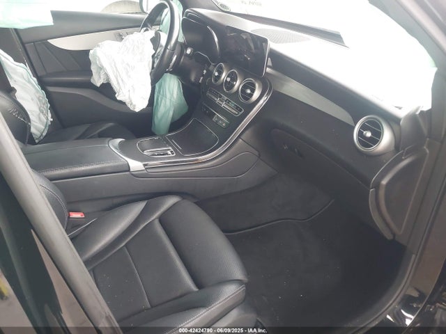 W1N0G8DB8MV291242 Mercedes-Benz m264