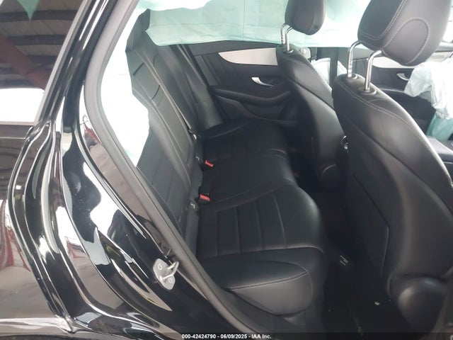 W1N0G8DB8MV291242 Mercedes-Benz m264