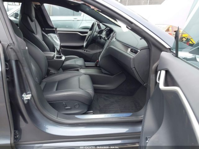 2017 TESLA MODEL S 5YJSA1E20HF228681 Photo 4