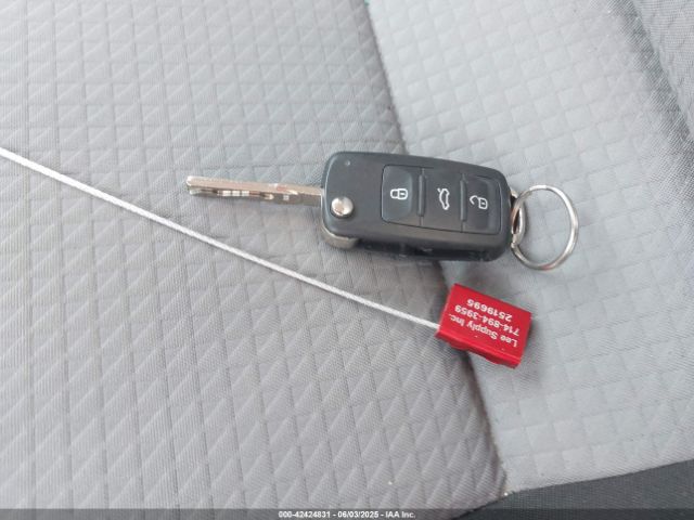 3VW2B7AJ2HM272834 Volkswagen Jetta 1.4t S