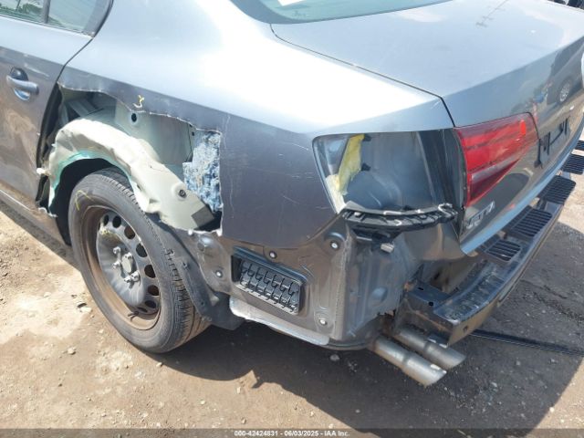 3VW2B7AJ2HM272834 Volkswagen Jetta 1.4t S