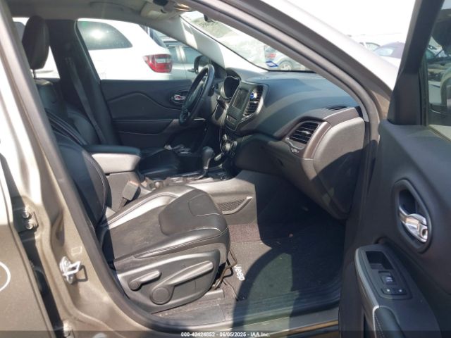 2019 JEEP CHEROKEE 1C4PJLLBXKD164846 Photo 4