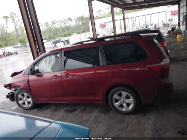 5TDKK3DC0GS760526 Toyota Sienna Le 8 Passenger