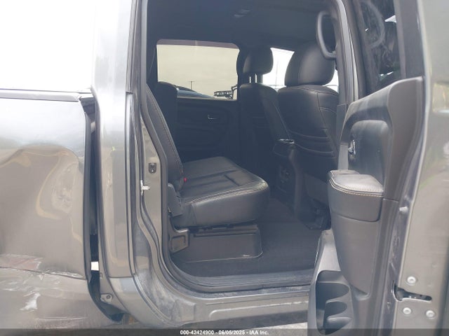 1N6BA1F46JN524633 Nissan Titan