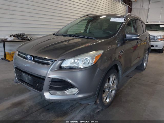 1FMCU9J98EUA16025 Ford Escape Titanium
