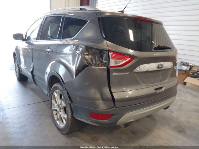 1FMCU9J98EUA16025 Ford Escape Titanium
