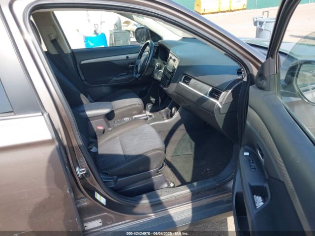 2016 MITSUBISHI OUTLANDER JA4AZ3A37GZ011274 Photo 4