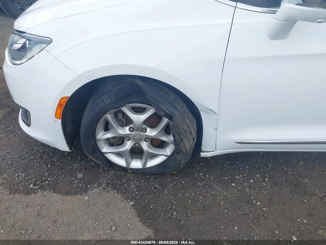 Chrysler 2020 2020 2C4RC1GG2LR197593 Image 6