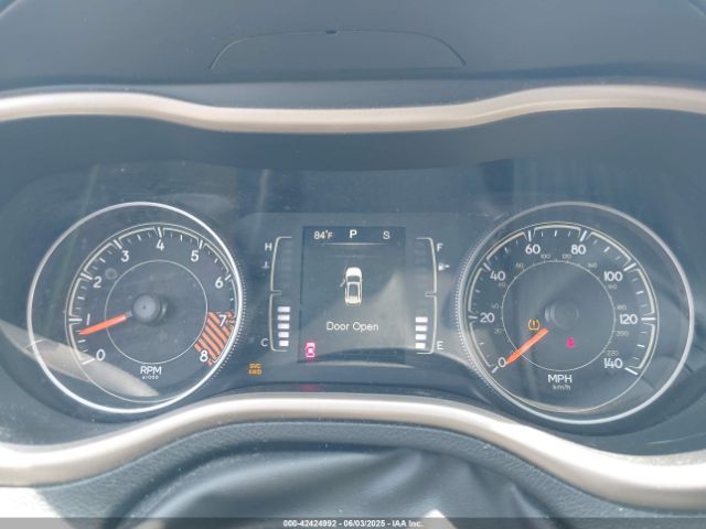 1C4PJMCS9FW551694 Jeep Cherokee Latitude