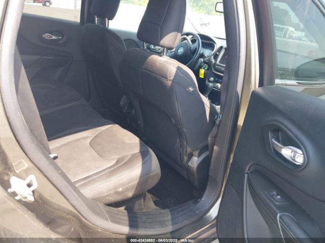 1C4PJMCS9FW551694 Jeep Cherokee Latitude