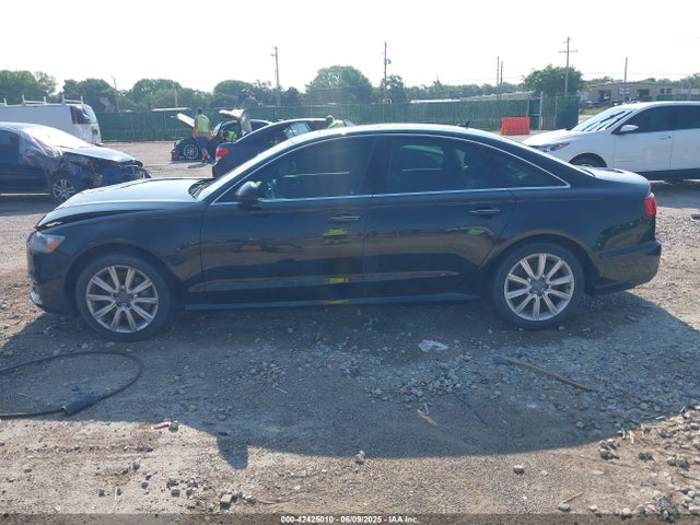 WAUGFAFC8GN027803 Audi 2.0t