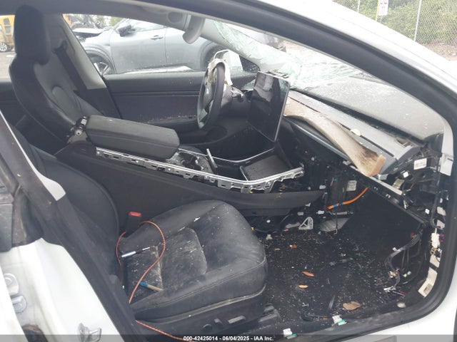 2020 TESLA MODEL 3 5YJ3E1EBXLF790542 Photo 4