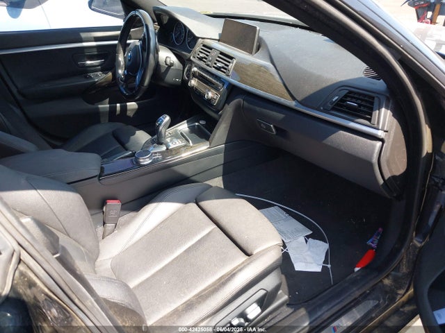 WBA4F7C30HG787546 BMW 2017