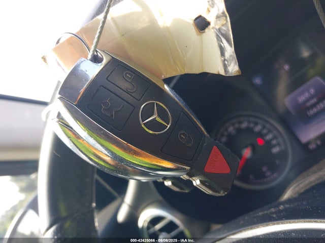 WDC0G4KB9GF078084 Mercedes-Benz m274