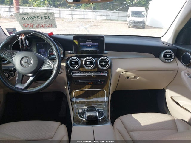 WDC0G4KB9GF078084 Mercedes-Benz m274