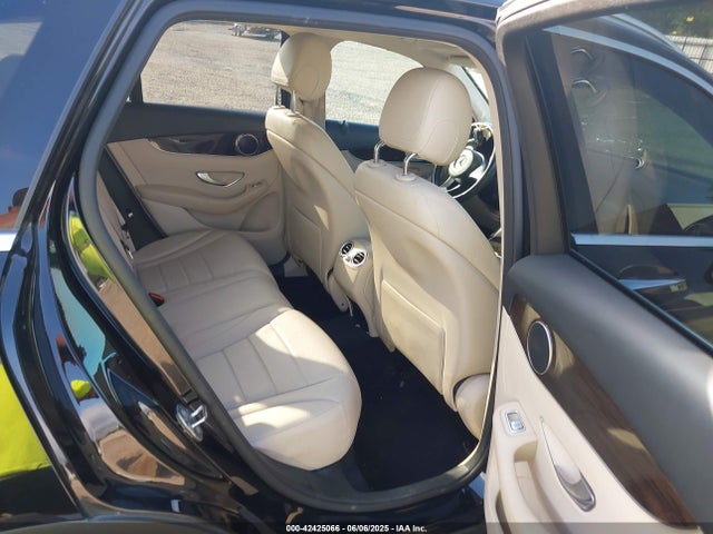 WDC0G4KB9GF078084 Mercedes-Benz m274