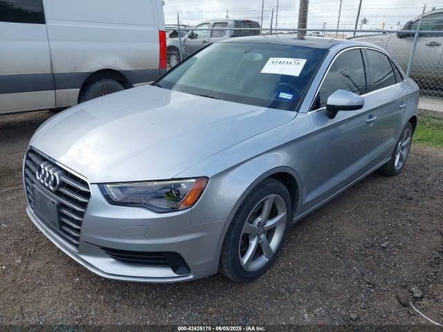 2015 AUDI A3 WAUACGFF7F1058672 Photo 1