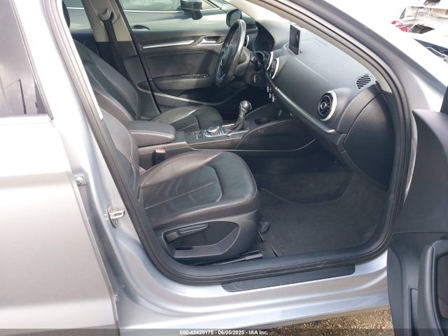 2015 AUDI A3 WAUACGFF7F1058672 Photo 4