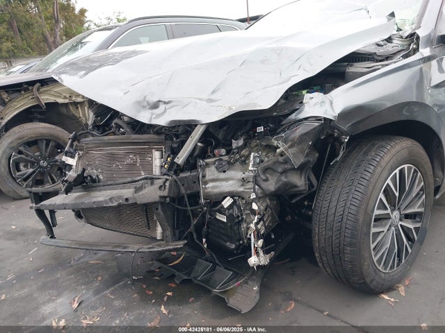 3VWC57BU1KM228884 Volkswagen 1.4 tsi